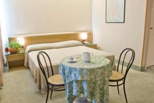 Hotel Thema Rocca San Giovanni Exterior photo