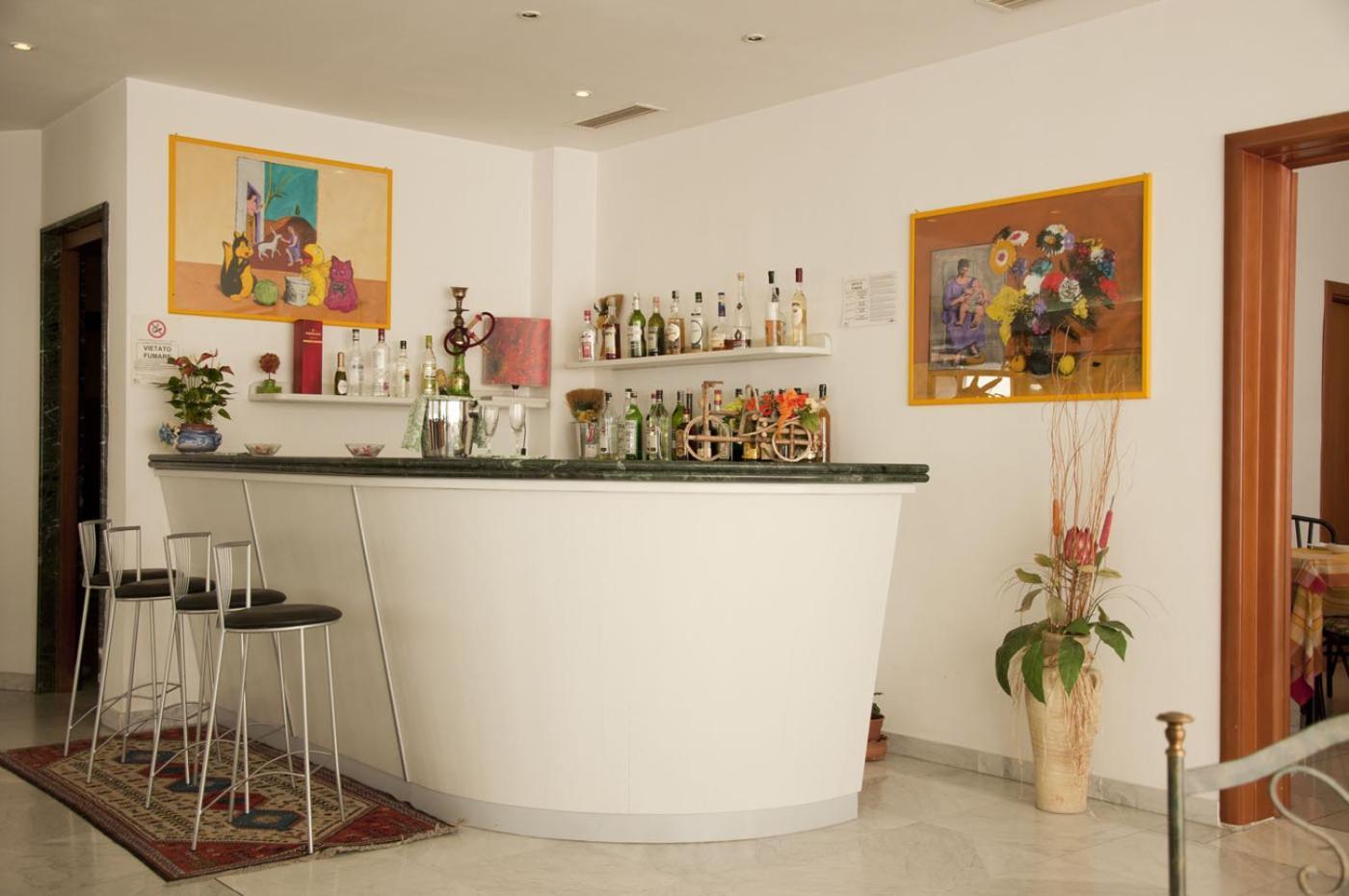 Hotel Thema Rocca San Giovanni Exterior photo