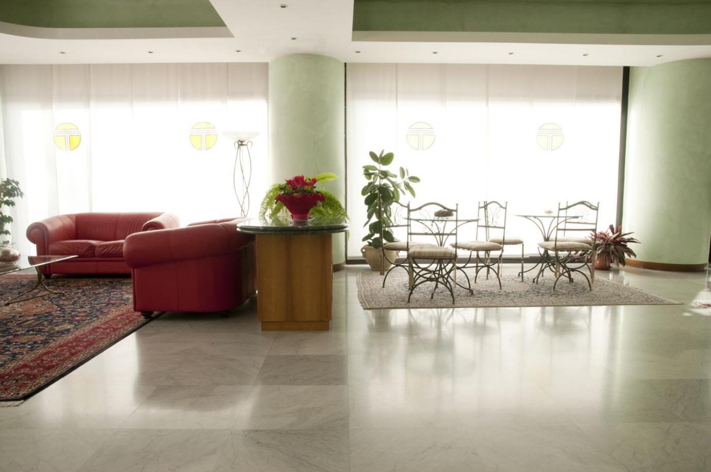 Hotel Thema Rocca San Giovanni Exterior photo
